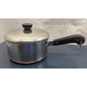 VTG 1801 Revere Ware 2 Qt Sauce Pan Pot Copper Clad Bottom w/Lid 7 3/8" Diameter